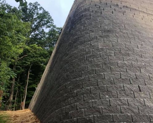 retaining wall builder in chattanooga